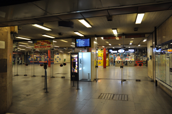 Budapest, M3 metró, Göncz Árpád városközpont, bélyegkép