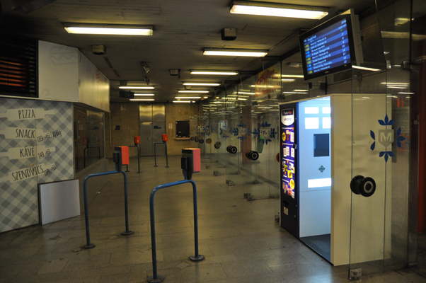 Budapest, M3 metró, Göncz Árpád városközpont, bélyegkép