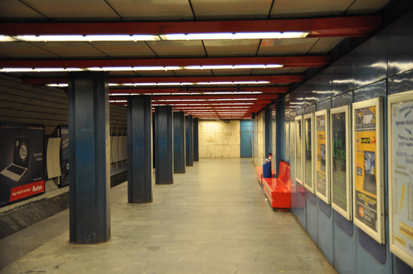 Budapest, M3 metró, Nyugati pályaudvar, bélyegkép