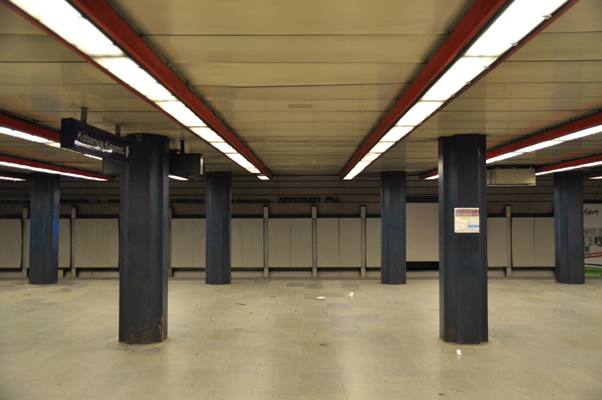 Budapest, M3 metró, Nyugati pályaudvar, bélyegkép