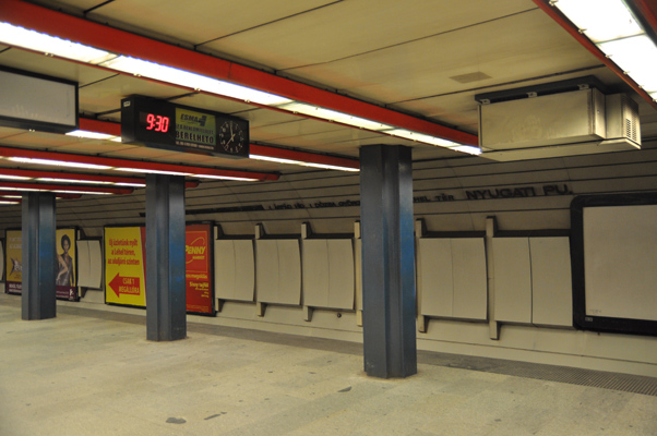 Budapest, M3 metró, Nyugati pályaudvar, bélyegkép