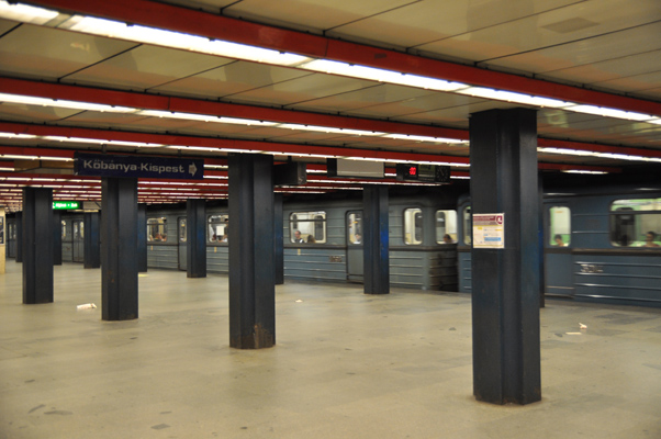 Budapest, M3 metró, Nyugati pályaudvar, bélyegkép