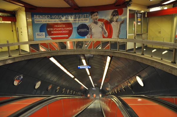 Budapest, M3 metró, Nyugati pályaudvar, bélyegkép