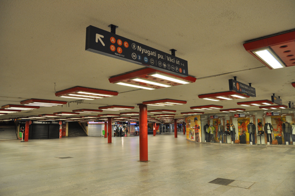Budapest, M3 metró, Nyugati pályaudvar, bélyegkép