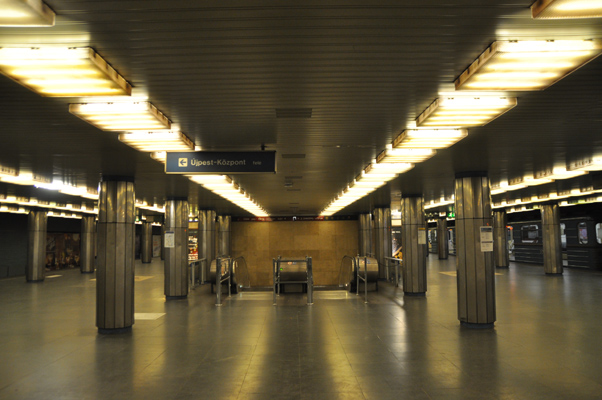Budapest, M3 metró, Deák Ferenc tér, bélyegkép