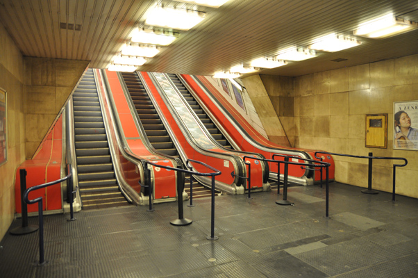 Budapest, M3 metró, Deák Ferenc tér, bélyegkép