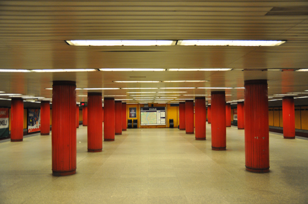 Budapest, M3 metró, Semmelweis Klinikák, bélyegkép