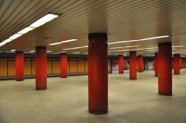 Budapest, M3 metró, Semmelweis Klinikák, bélyegkép