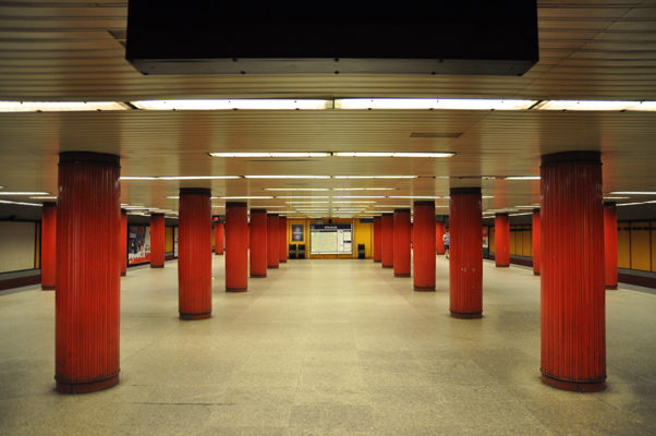 Budapest, M3 metró, Semmelweis Klinikák, bélyegkép