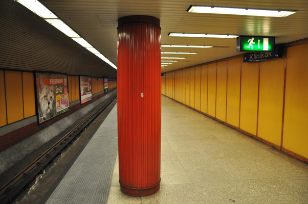 Budapest, M3 metró, Semmelweis Klinikák, bélyegkép