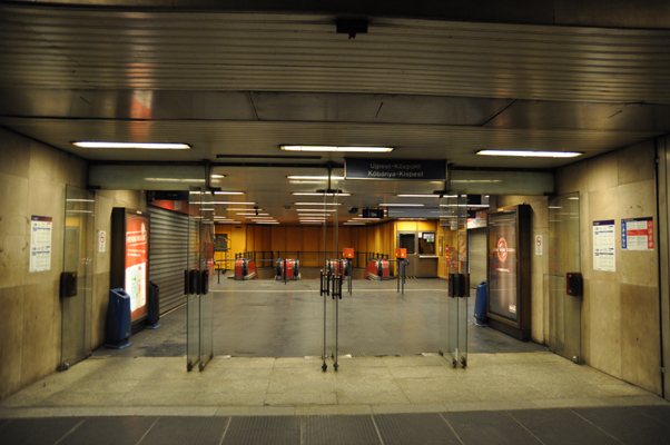 Budapest, M3 metró, Semmelweis Klinikák, bélyegkép