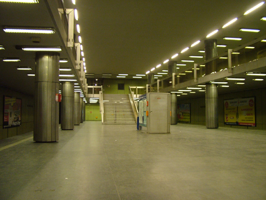 Budapest, M3 metró, Nagyvárad tér, bélyegkép