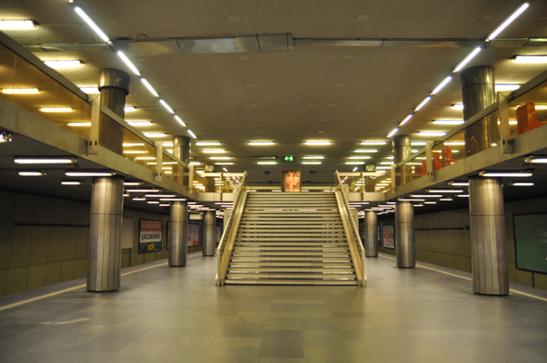 Budapest, M3 metró, Nagyvárad tér, bélyegkép