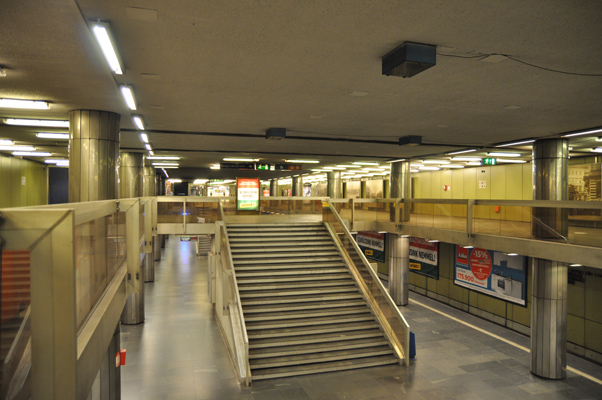 Budapest, M3 metró, Nagyvárad tér, bélyegkép