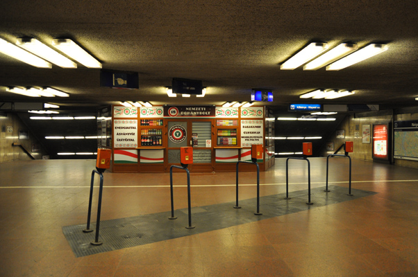 Budapest, M3 metró, Népliget, bélyegkép