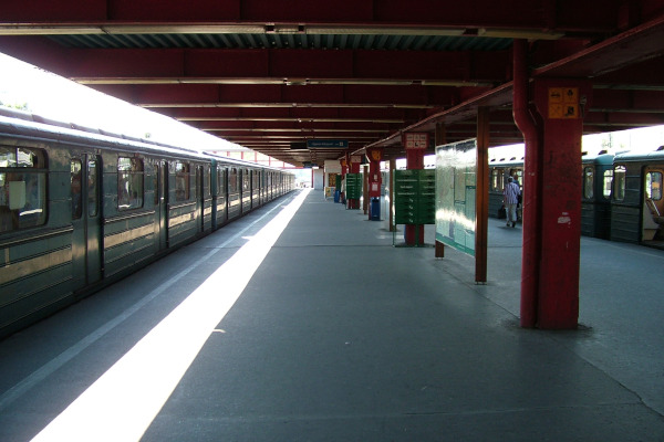 Budapest, M3 metró, Kőbánya-Kispest, bélyegkép