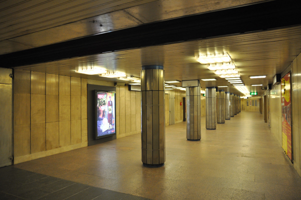 Budapest, M3 metró, Deák Ferenc tér, M2-M3 metró, átszállás, bélyegkép