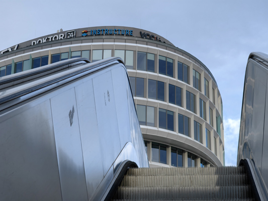 Budapest, M4 metró, Kelenföld vasútállomás, bélyegkép