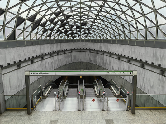 Budapest, M4 metró, Bikás park, bélyegkép