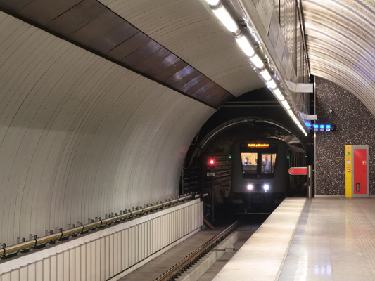 Budapest, M4 metró, Szent Gellért tér - Műegyetem, bélyegkép