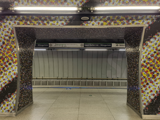 Budapest, M4 metró, Szent Gellért tér - Műegyetem, bélyegkép