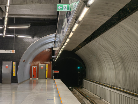 Budapest, M4 metró, Fővám tér, bélyegkép