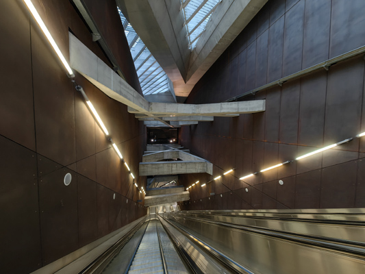 Budapest, M4 metró, Fővám tér, bélyegkép