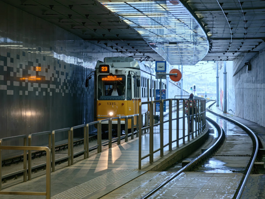Budapest, M4 metró, Fővám tér, bélyegkép
