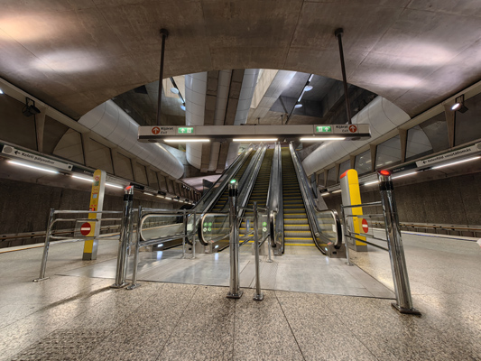 Budapest, M4 metró, Kálvin tér, bélyegkép