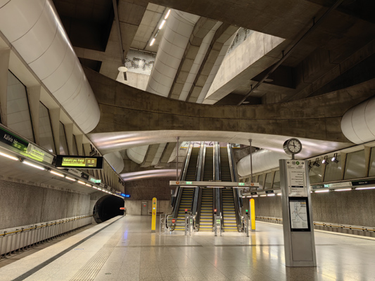 Budapest, M4 metró, Kálvin tér, bélyegkép