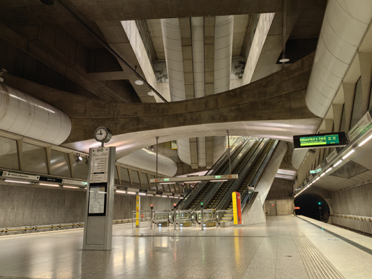 Budapest, M4 metró, Kálvin tér, bélyegkép