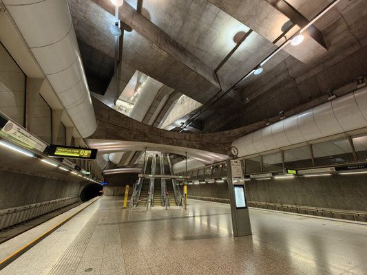 Budapest, M4 metró, Kálvin tér, bélyegkép