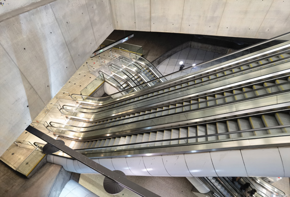 Budapest, M4 metró, Kálvin tér, bélyegkép