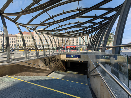 Budapest, M4 metró, Kálvin tér, bélyegkép