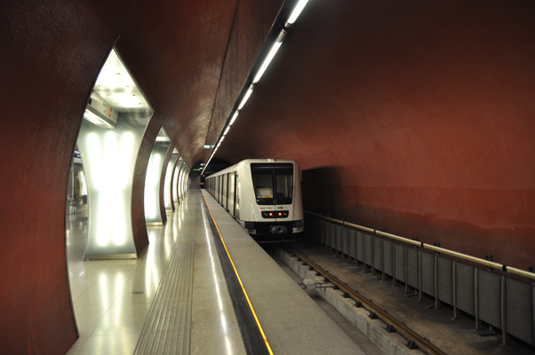 Budapest, M4 metró, Rákóczi tér, bélyegkép