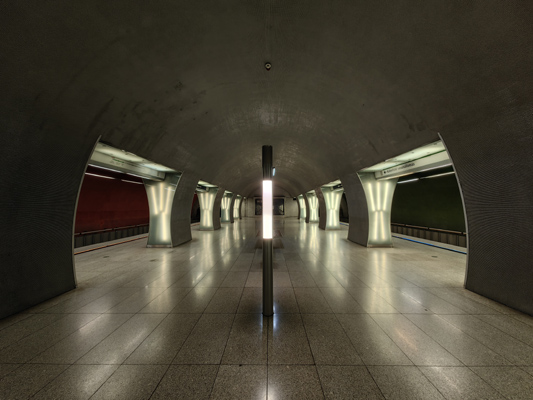 Budapest, M4 metró, Rákóczi tér, bélyegkép