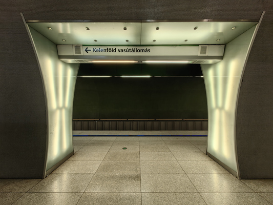 Budapest, M4 metró, Rákóczi tér, bélyegkép