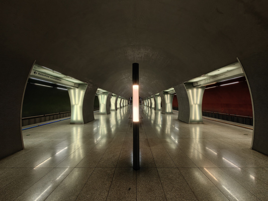 Budapest, M4 metró, Rákóczi tér, bélyegkép
