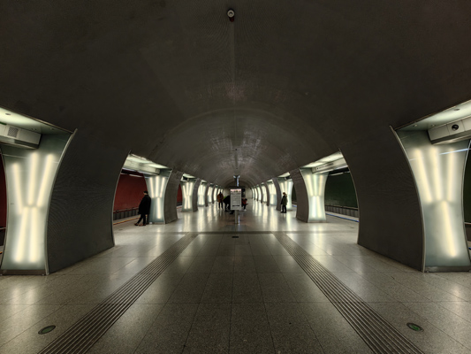 Budapest, M4 metró, Rákóczi tér, bélyegkép