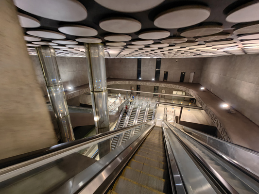 Budapest, M4 metró, Rákóczi tér, bélyegkép