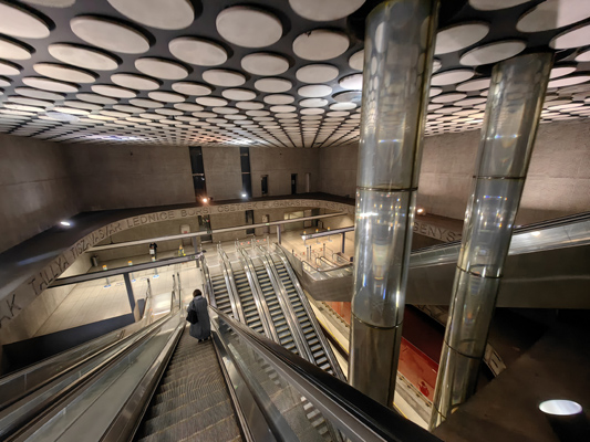 Budapest, M4 metró, Rákóczi tér, bélyegkép