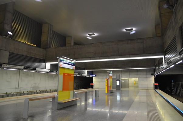 Budapest, M4 metró, II. János Pál pápa tér, bélyegkép