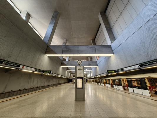 Budapest, M4 metró, Keleti pályaudvar, bélyegkép