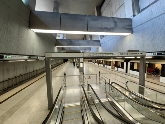 Budapest, M4 metró, Keleti pályaudvar, bélyegkép