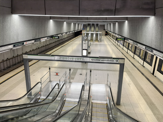 Budapest, M4 metró, Keleti pályaudvar, bélyegkép