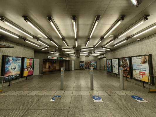 Budapest, M4 metró, Keleti pályaudvar, bélyegkép