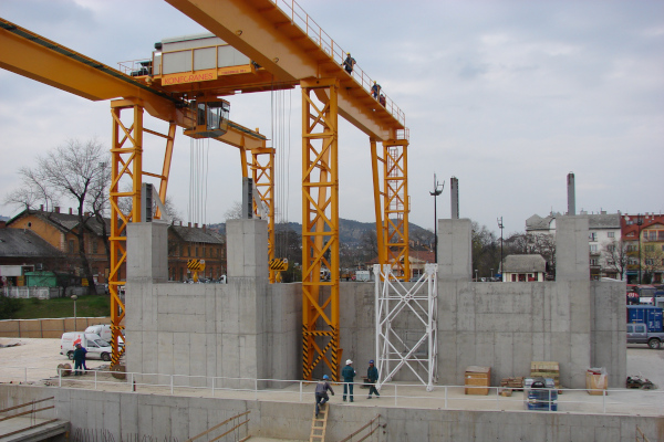 Budapest, M4 metró, fúrópajzsindító műtárgy, bélyegkép