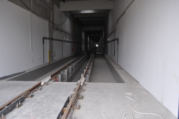 Budapest, M4 metró, járműtelep, bélyegkép