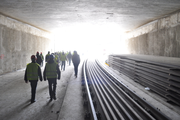 Budapest, M4 metró, járműtelep, bélyegkép