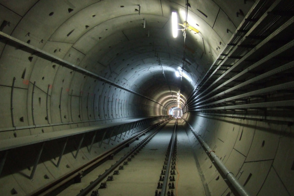 Budapest, M4 metró, alagút, bélyegkép